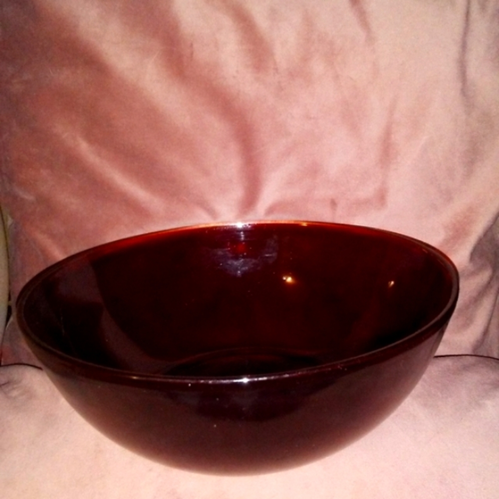 Vintage Royal Ruby Cherry Red Glass Big Serving Bowl Salad Dinner Anchor